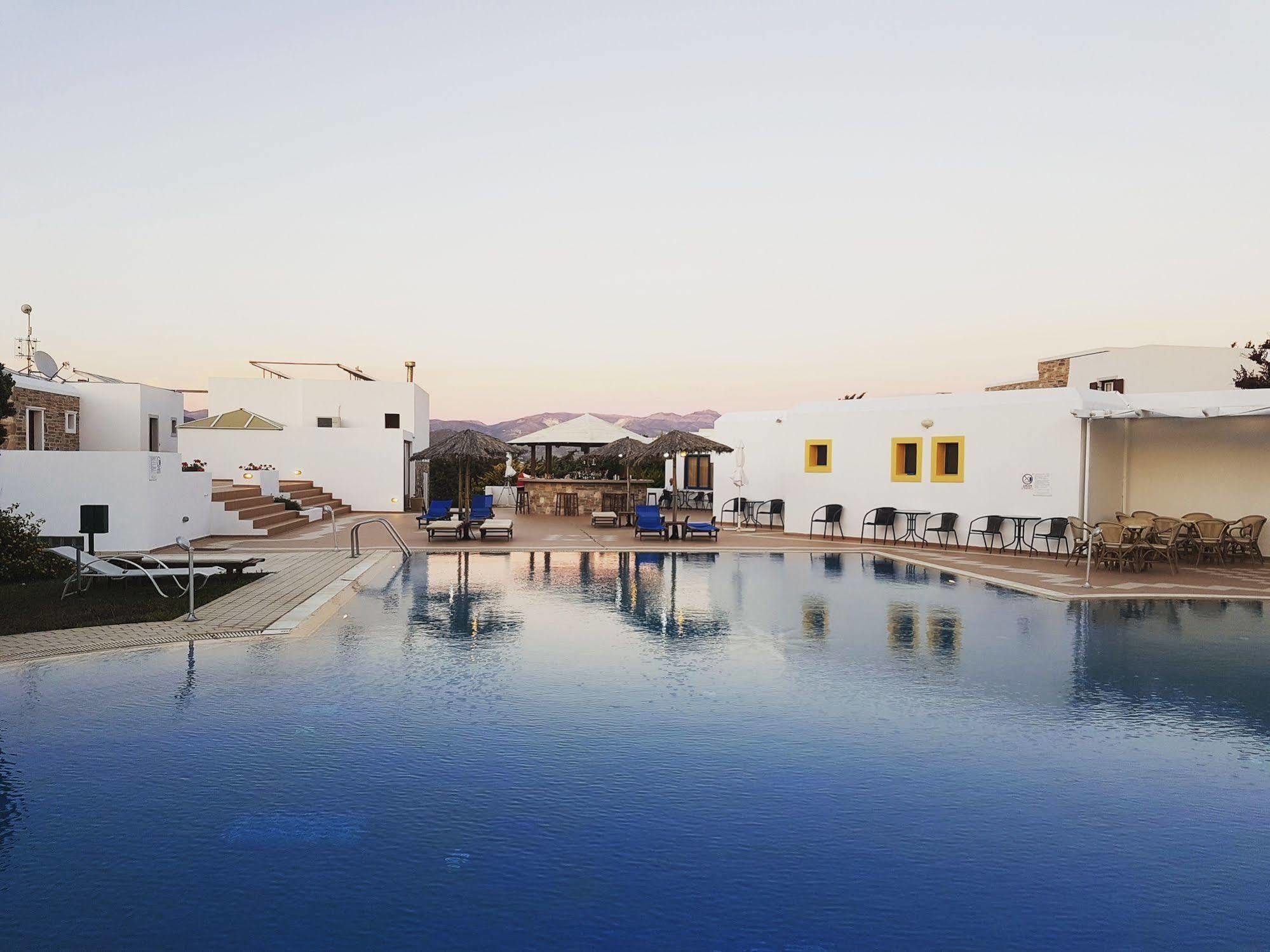 Naxos Palace Hotel Стелида Екстериор снимка